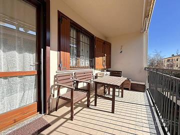 Villetta a schiera centrale con giardino