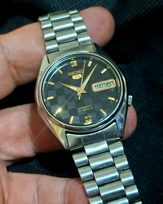 Seiko 5 / 35mm /  calibro 7009 anni 90