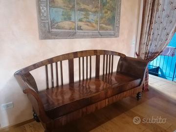 cassapanca Bidermaier periodo 800 e piattaia 