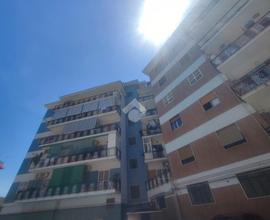4 LOCALI A NAPOLI