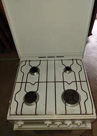 Piano cottura con Forno a Gas