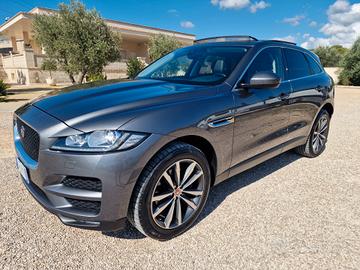 Jaguar F-Pace 3.0 D V6 300 CV AWD aut. Tetto - 201