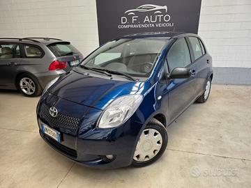 Toyota Yaris 1.3 5 porte Navi