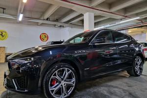 MASERATI Levante V6 AWD GRANSPORT+TETTO+21'+CARB