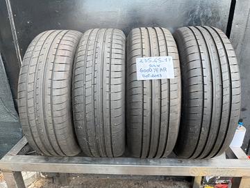 4 gomme estive good year 235-65-17 104W usate dot: