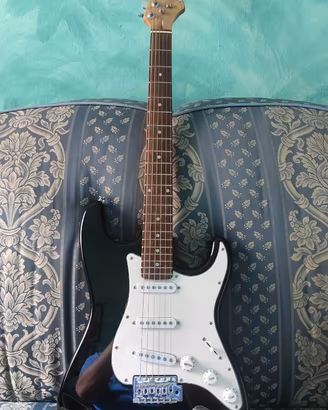 chitarra elettrica Eko S 300