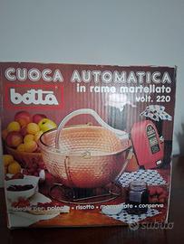 Pentola in rame per polenta con motore elettrico