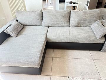 Divano letto con penisola