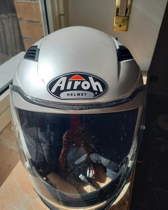 Casco Airoh helmet