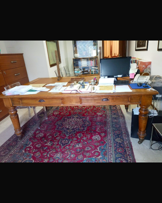 Tavolo in ciliegio 1800 con 2 cassetti e rotelle