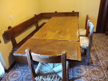 Mobili:Tavolo+Prol.Tavolo+Panca a L+n.3 Sedie+mens