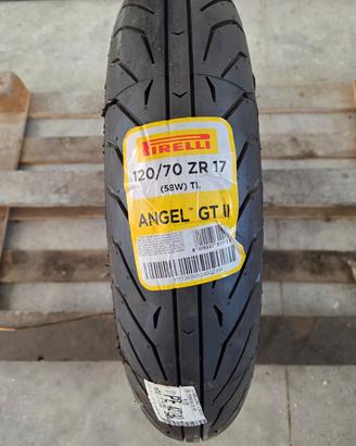 gomma moto Nuova 120 70 17 Pirelli Angel Gt 2