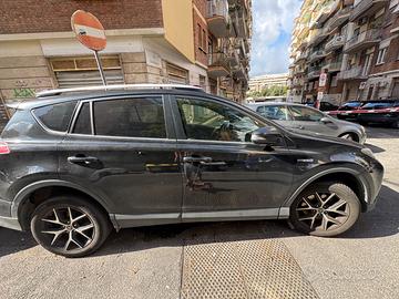 Rav 4 ibrida