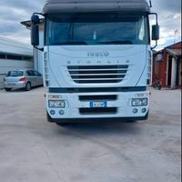 Autocarro iveco stralis 480