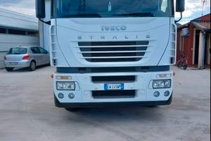 Autocarro iveco stralis 480