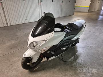 Yamaha Tmax 500