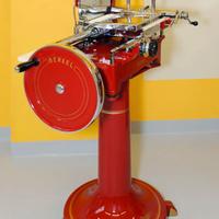 BERKEL Affettatrice con lama da 370 da collezione