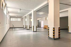 Posti auto, box e cantine in zona centrale