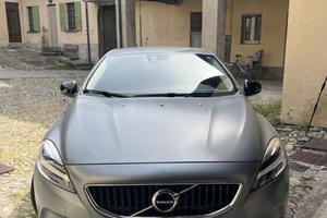 Volvo V40 t2 beniza