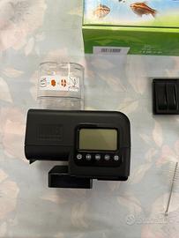 Mangiatoia automatica acquario