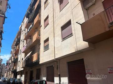 3 LOCALI A PALERMO