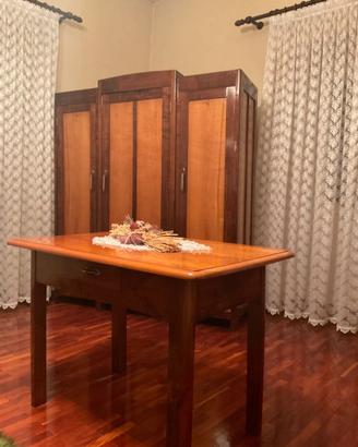 TAVOLO IN LEGNO ANTICO