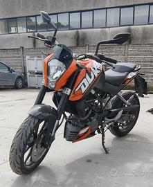 KTM 125 Duke - 2015 Akrapovic