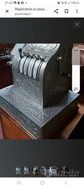 Registratore di cassa vintage.