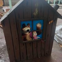 Piccola casetta in legno 