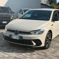 Volkswagen Polo VI 2022 1.0 tsi R-Line 95cv