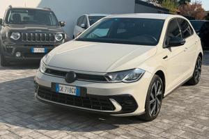 Volkswagen Polo VI 2022 1.0 tsi R-Line 95cv