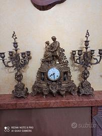 orologio e candelabri 