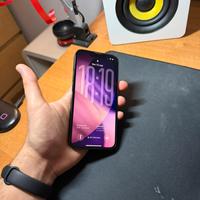 iPhone 14 mezzanotte