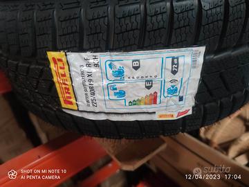 Gomme Invernali Pirelli nuove 225.40.19 255.35.19