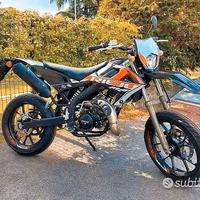 NUOVO MOTARD Rieju MRT 50-MOT.MINARELLI 2T