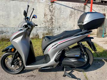 Honda SH 350i Sport