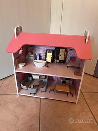 Casa bambole pezza in legno con accessori arredo