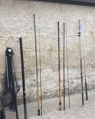 canne da pesca e attrezzatura completa