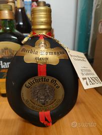 Vecchia Romagna etichetta nera 