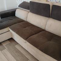 Divano con chaise lounge