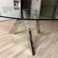 Tavolo modello Fix design Pinuccio Borgonovo