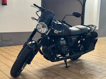 Moto Guzzi V7 III Stone