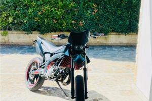 Moto scooter Derbi 50 cc