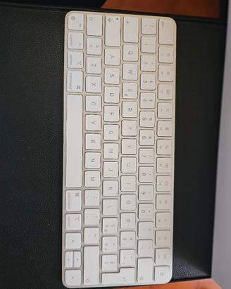 Mac Air m1-16 gb RAM-SSD 512 gb+mouse+tastiera