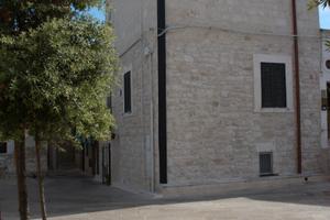 Bari-Loseto trivani indipendente