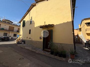 2 LOCALI A FIRENZE