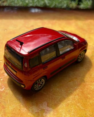 Fiat nuova Panda 1/24 Burago