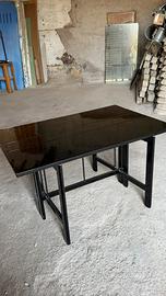 Tavolo pieghevole in legno