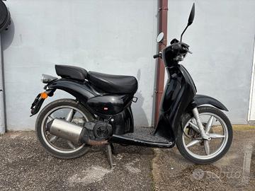 Aprilia Scarabeo