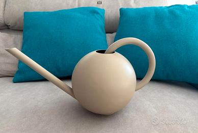Annaffiatoio di design Orb di Ferm Living